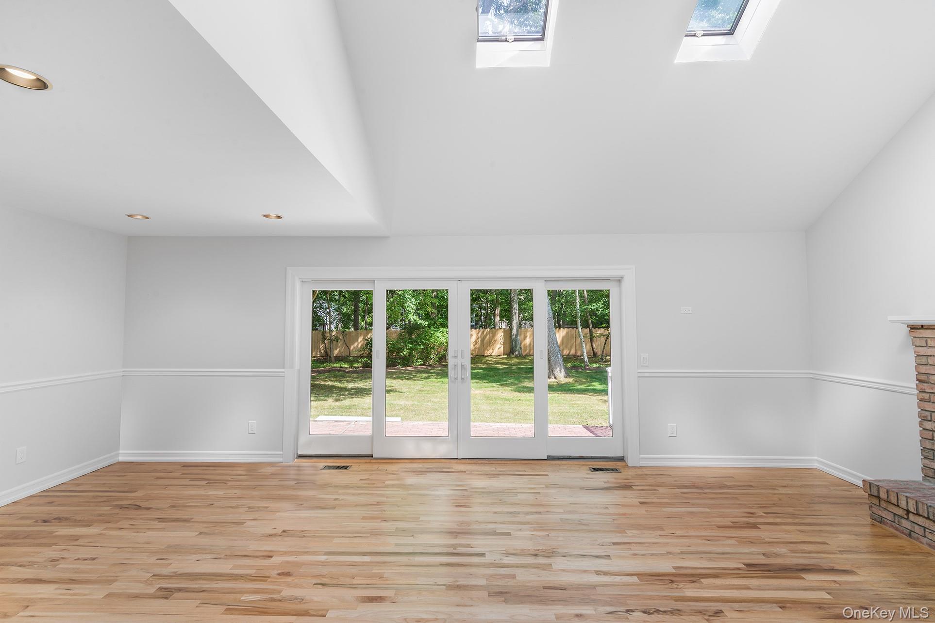 138A Montauk Highway, Westhampton, NY 11977