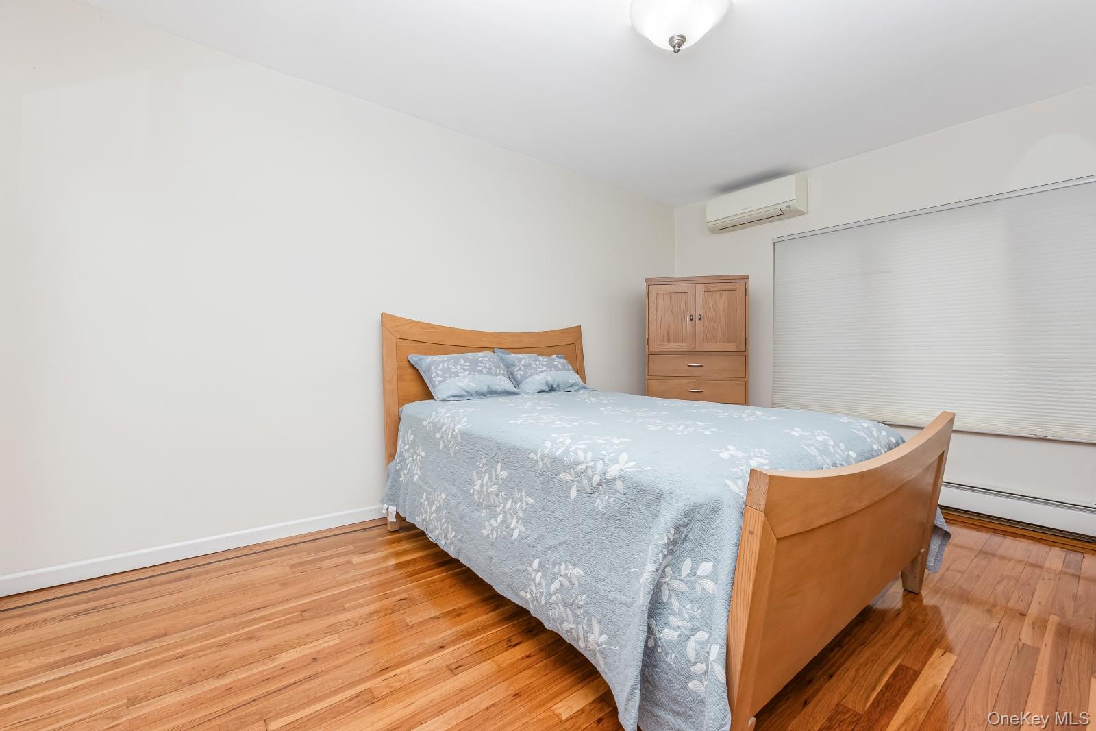 64-84 82nd Place, Middle Village, NY 11379