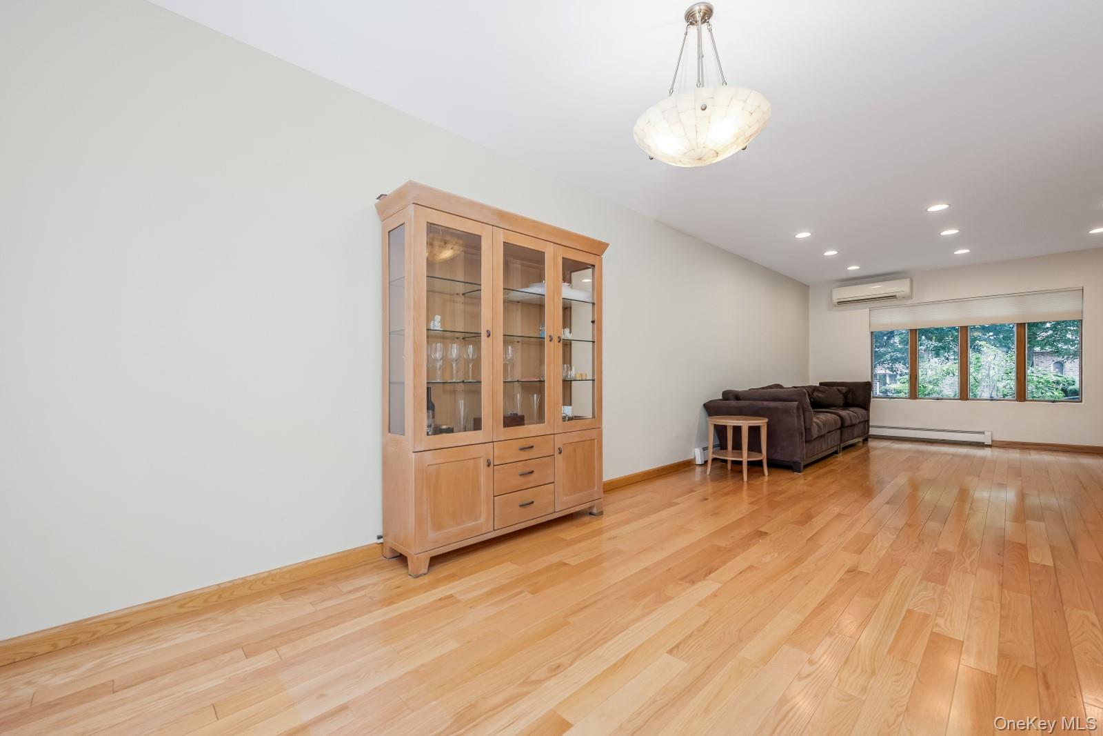 64-84 82nd Place, Middle Village, NY 11379