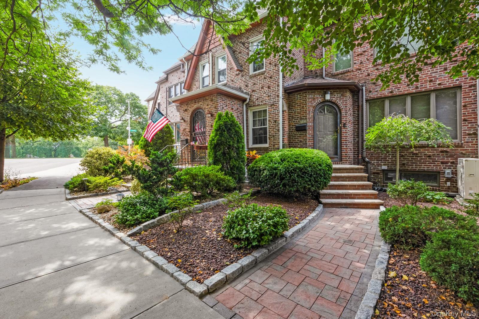 64-84 82nd Place, Middle Village, NY 11379