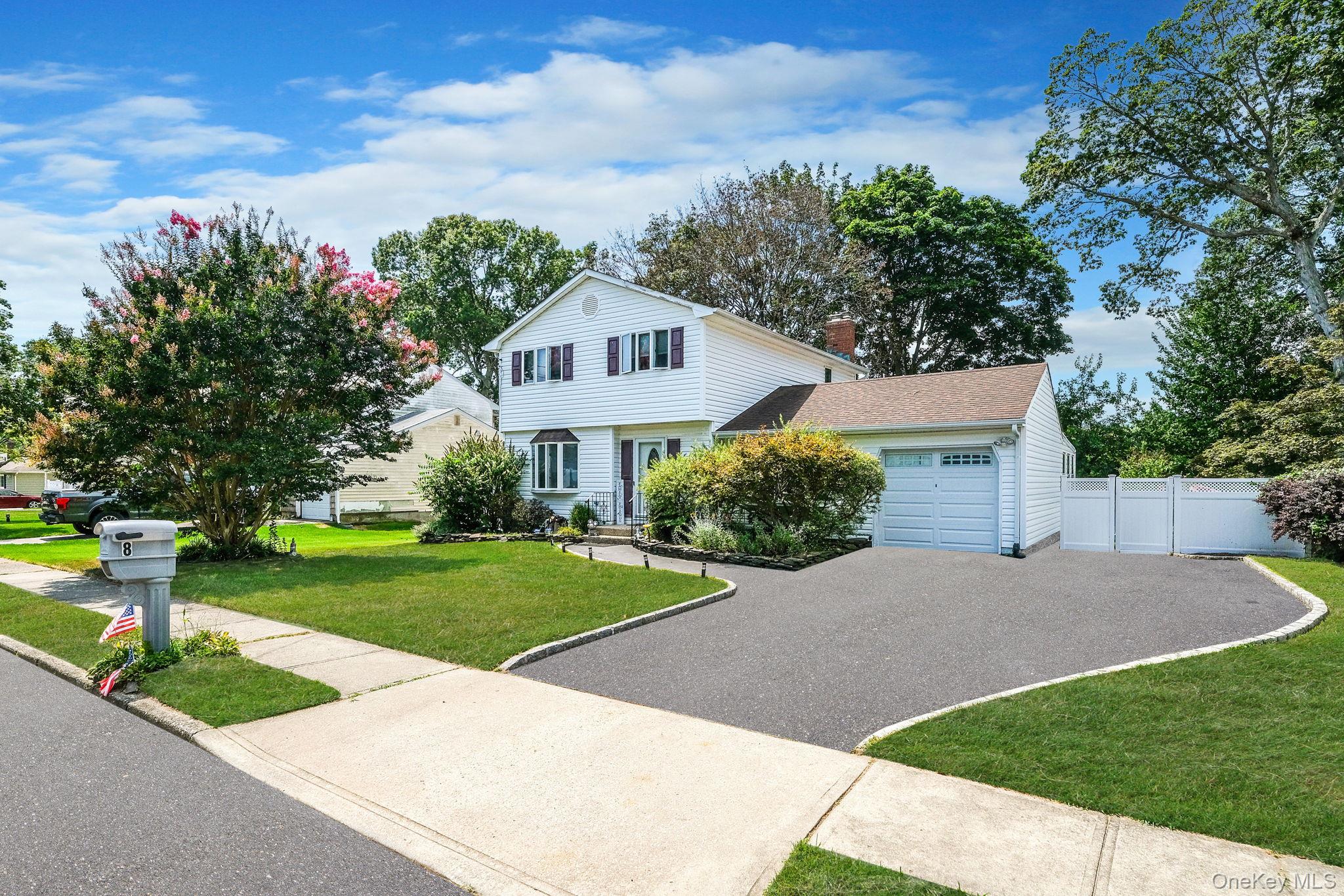 8 Wade Drive, Lake Grove, NY 11755