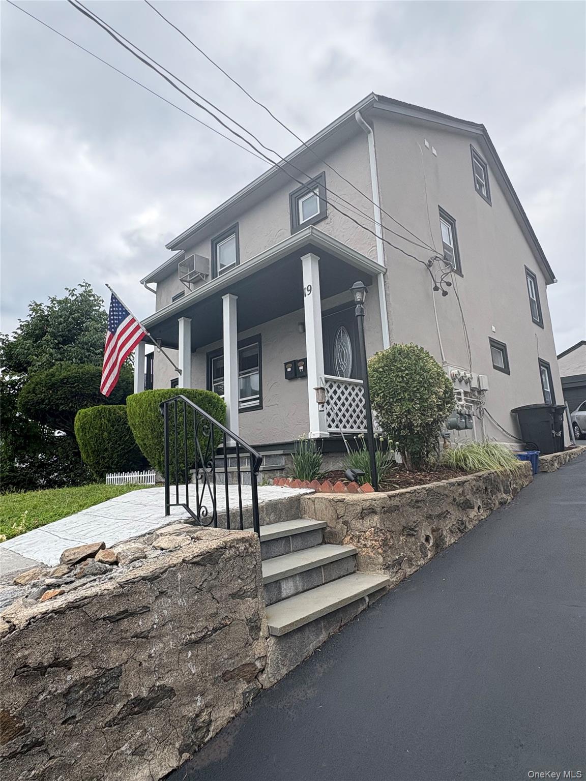 19 Hall Avenue # 1st floor(2 family house), Eastchester, NY 10709