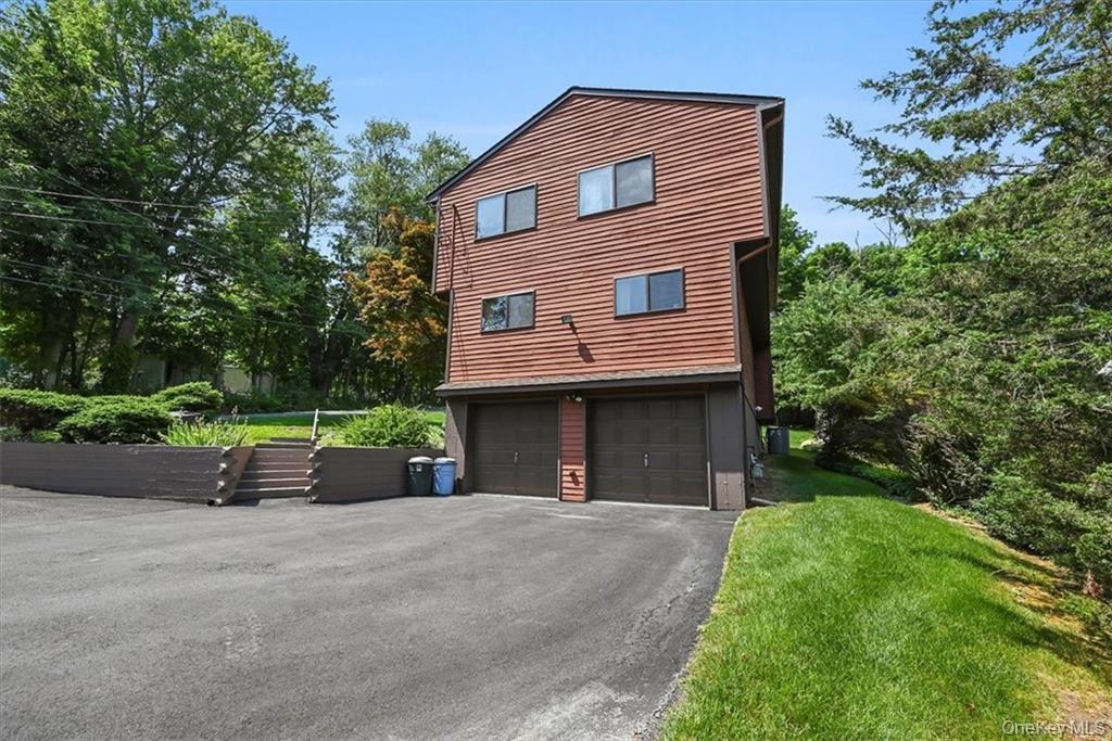 4 Mack Place, Monroe, NY 10950