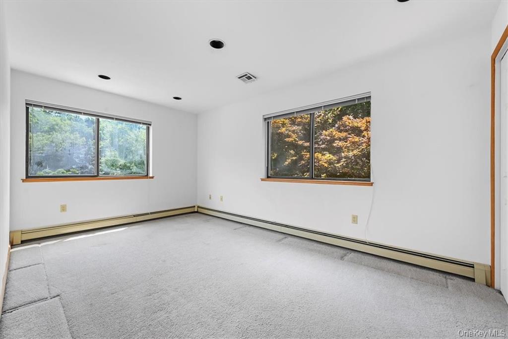 4 Mack Place, Monroe, NY 10950