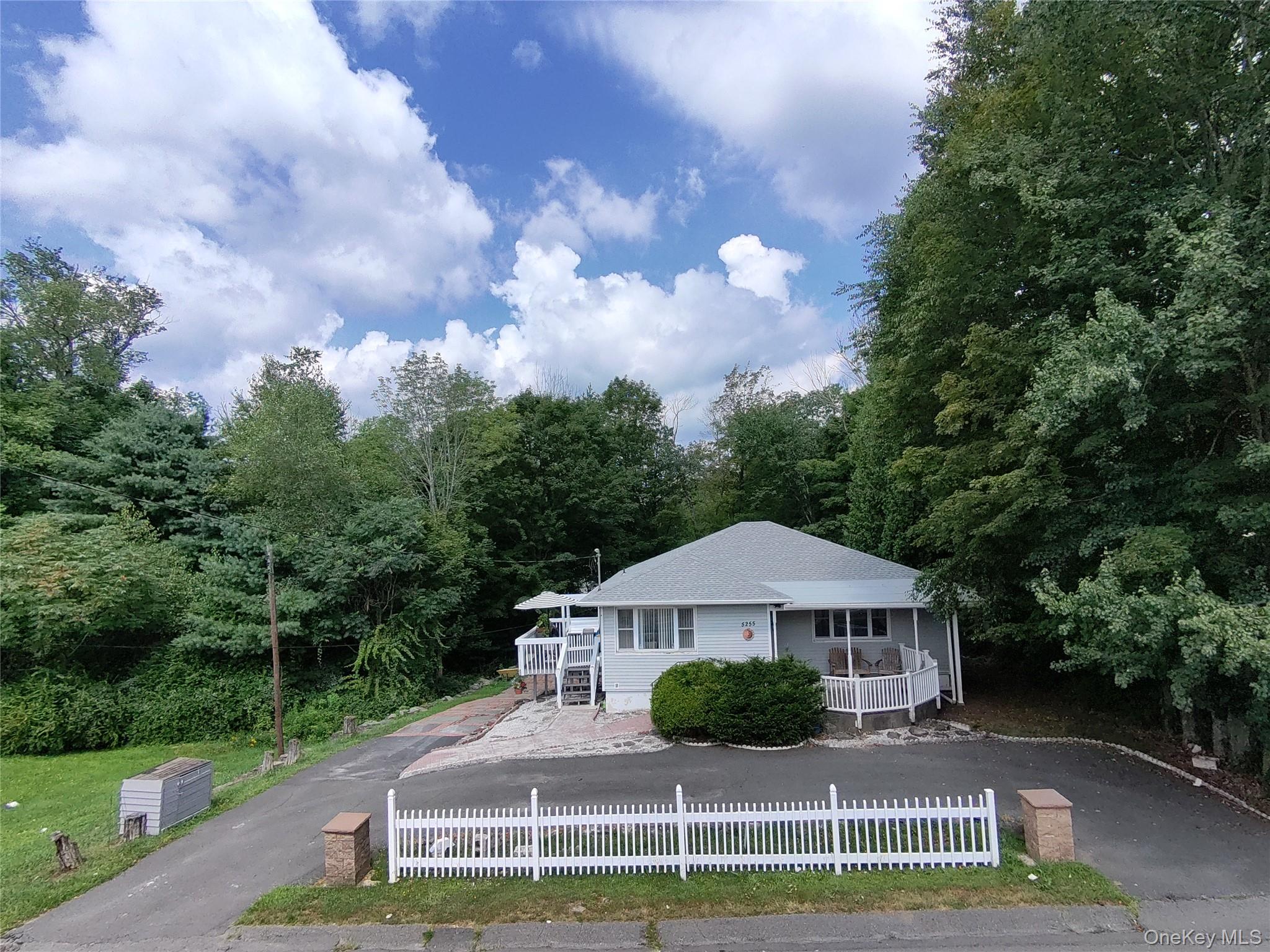 5255 Main Street, South Fallsburg, NY 12733