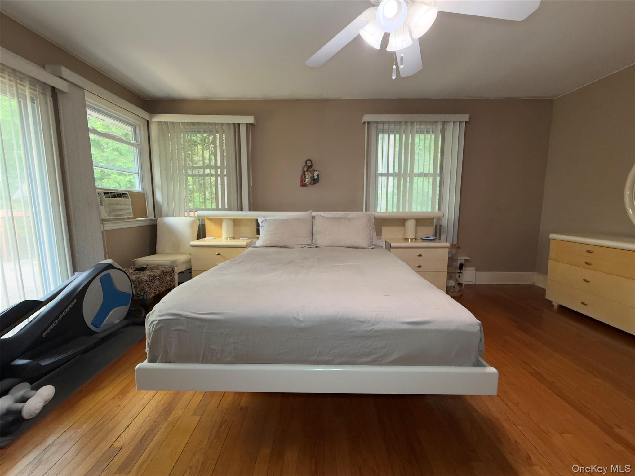 5255 Main Street, South Fallsburg, NY 12733