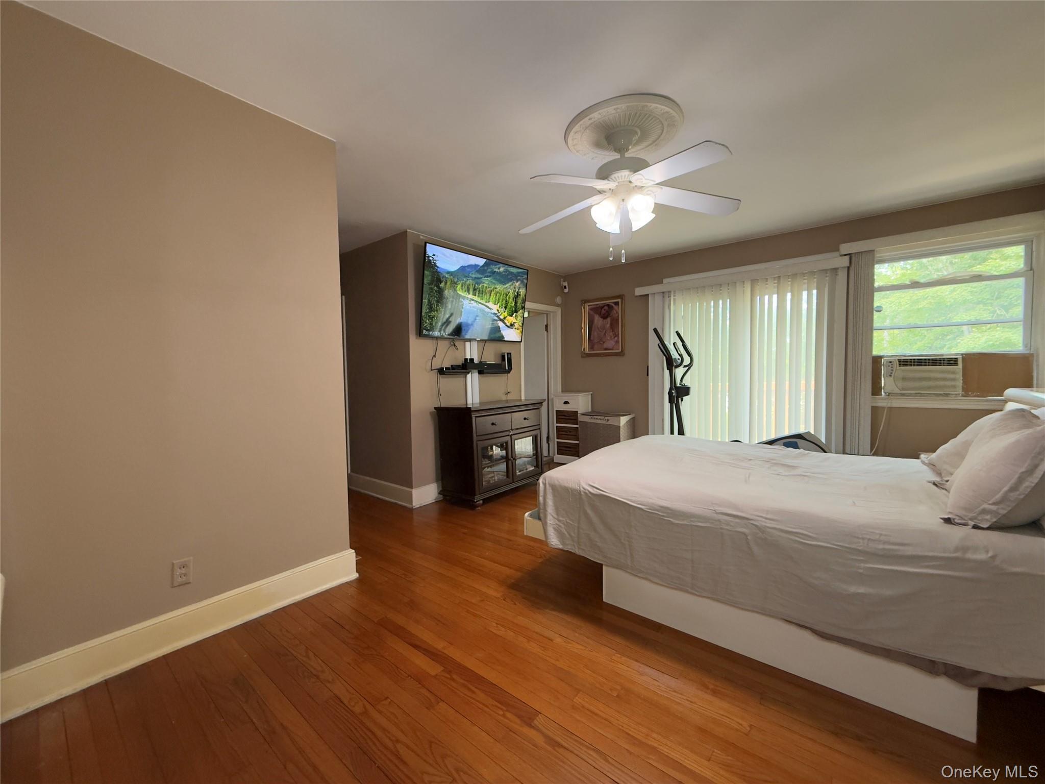 5255 Main Street, South Fallsburg, NY 12733