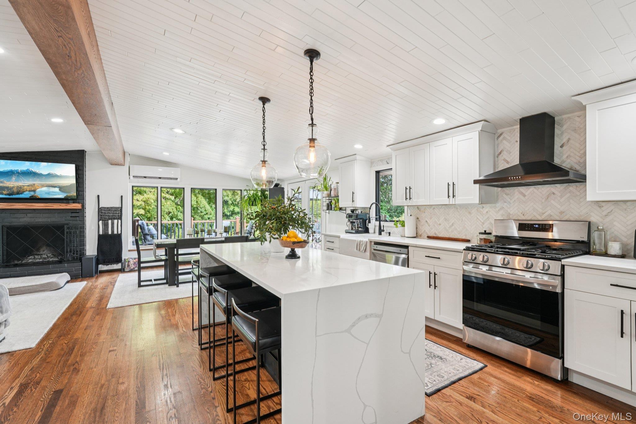 215 Rose Road, West Nyack, NY 10994