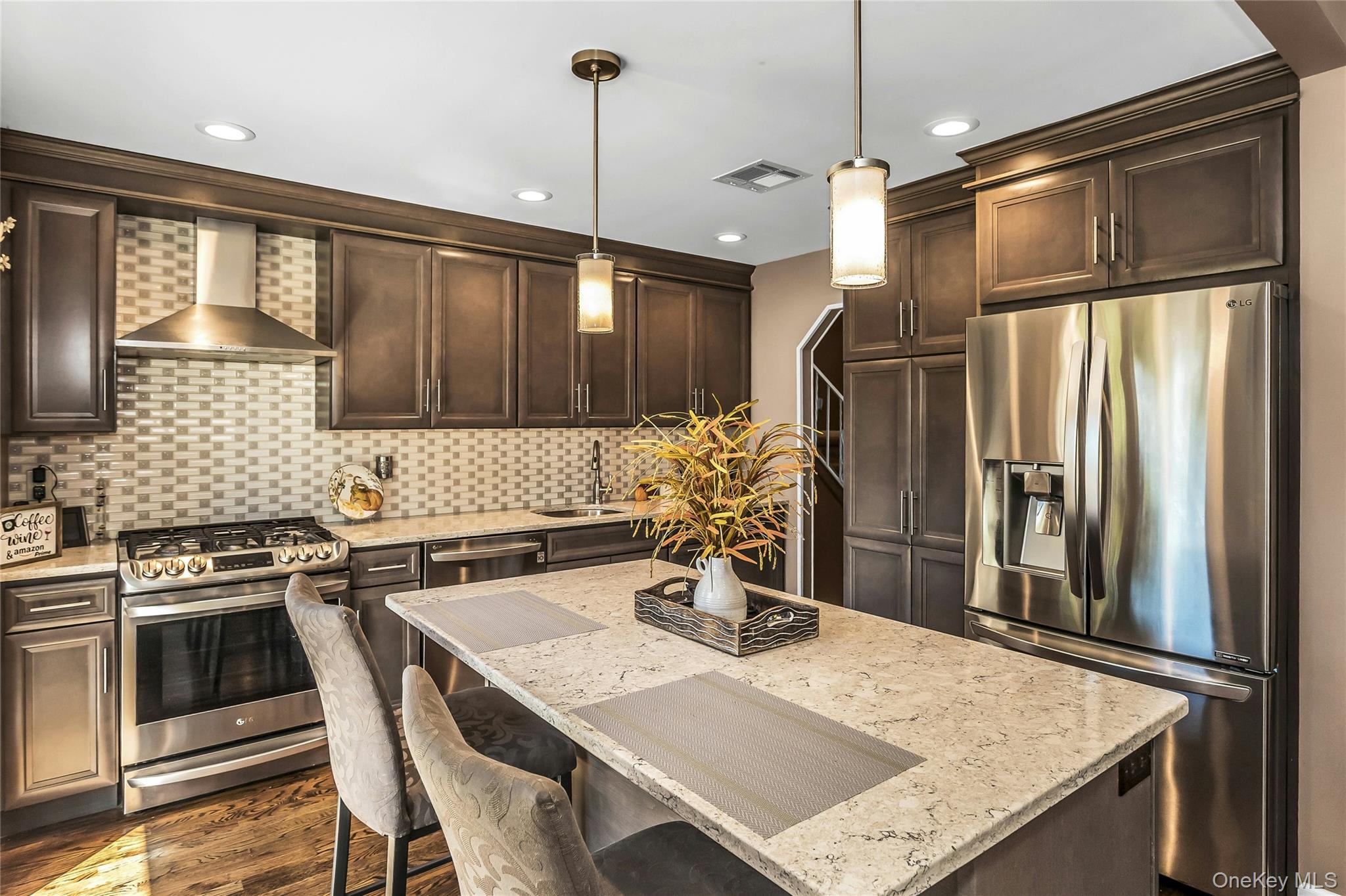 3 Harrow Lane, Old Bethpage, NY 11804