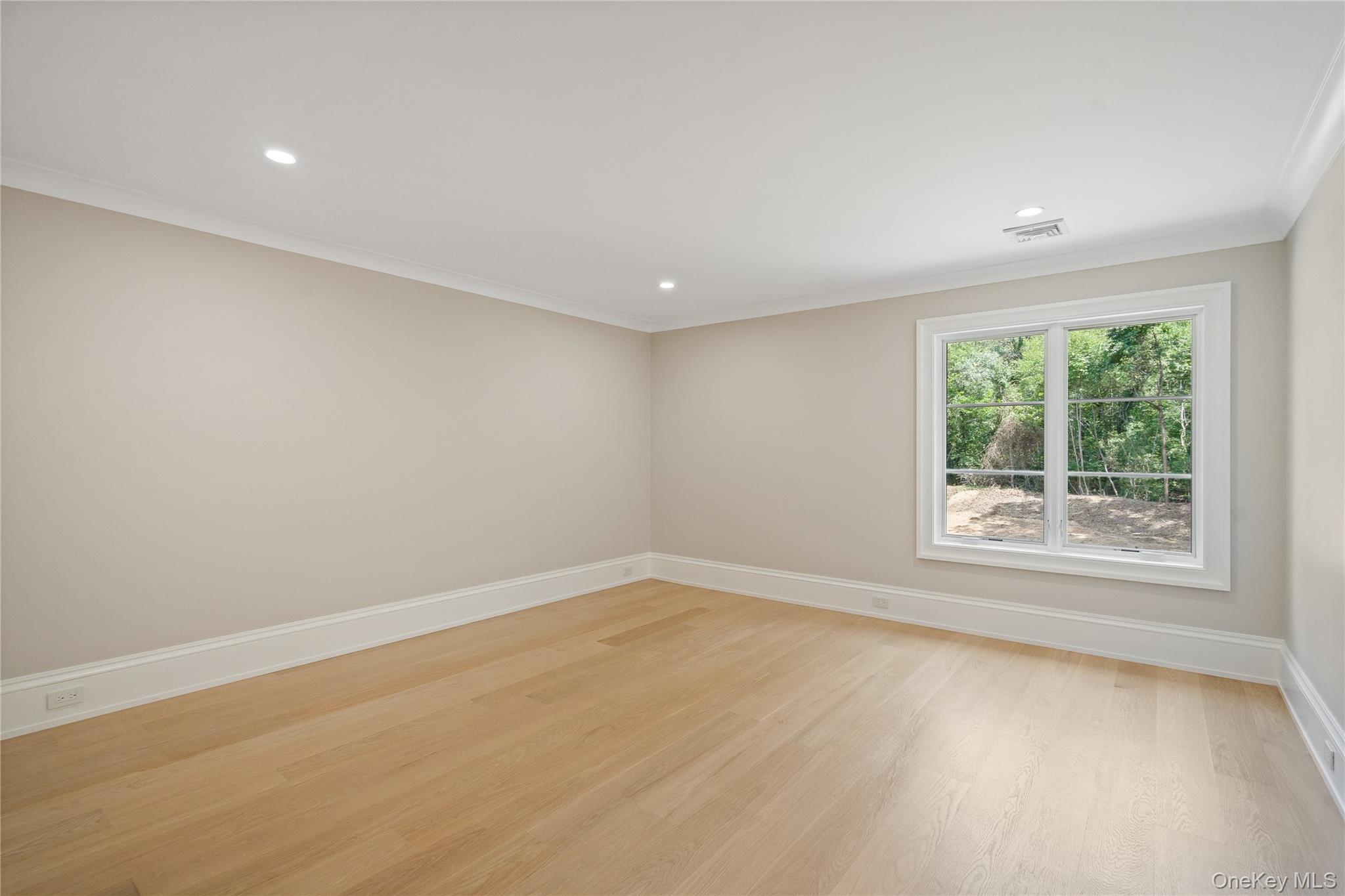 12 Quaker Ridge Drive, Brookville, NY 11545