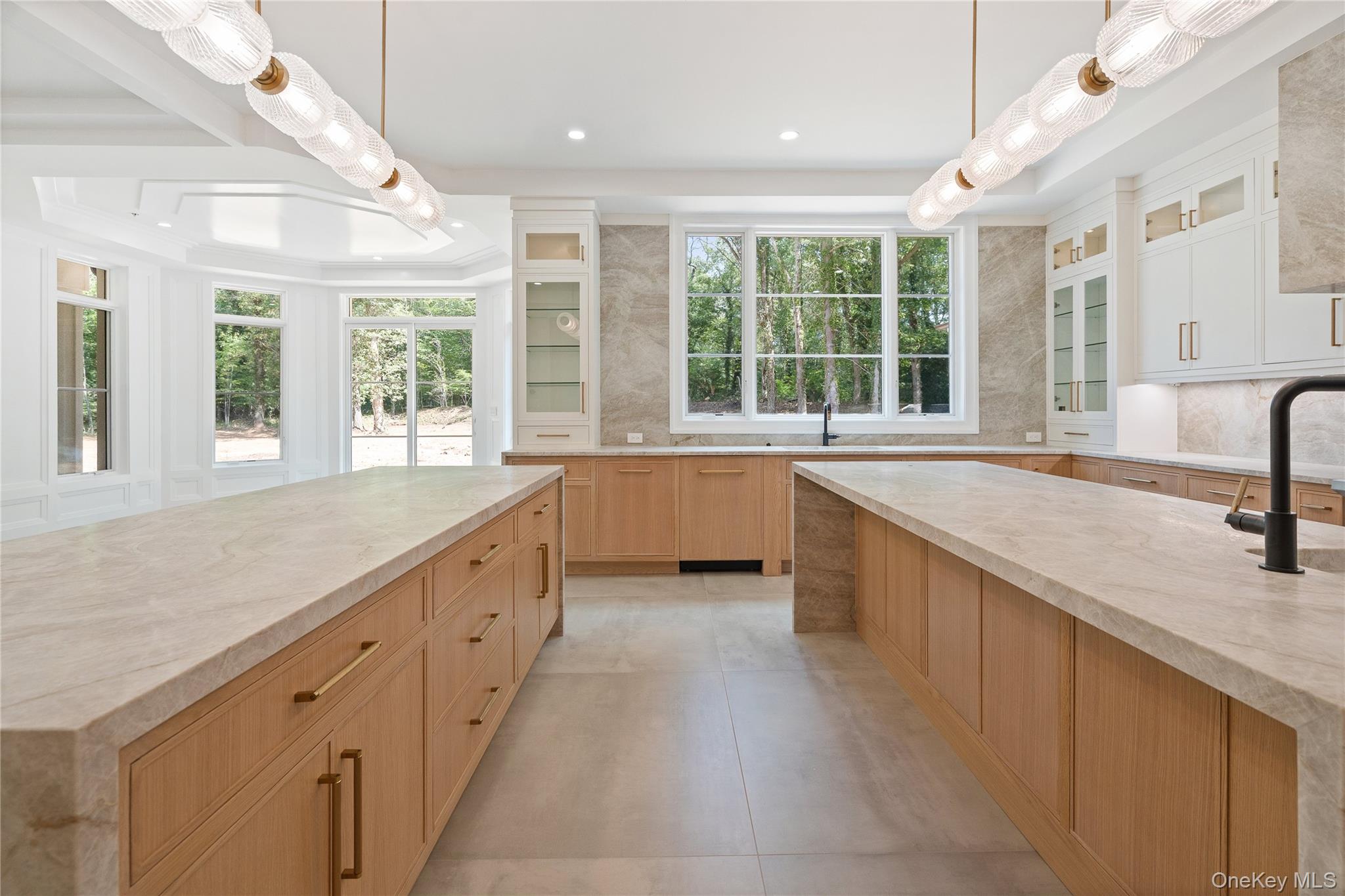 12 Quaker Ridge Drive, Brookville, NY 11545