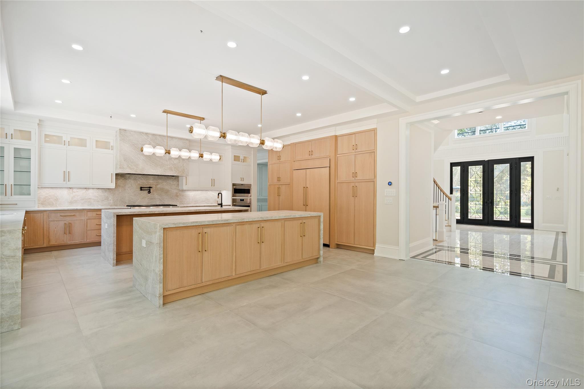 12 Quaker Ridge Drive, Brookville, NY 11545