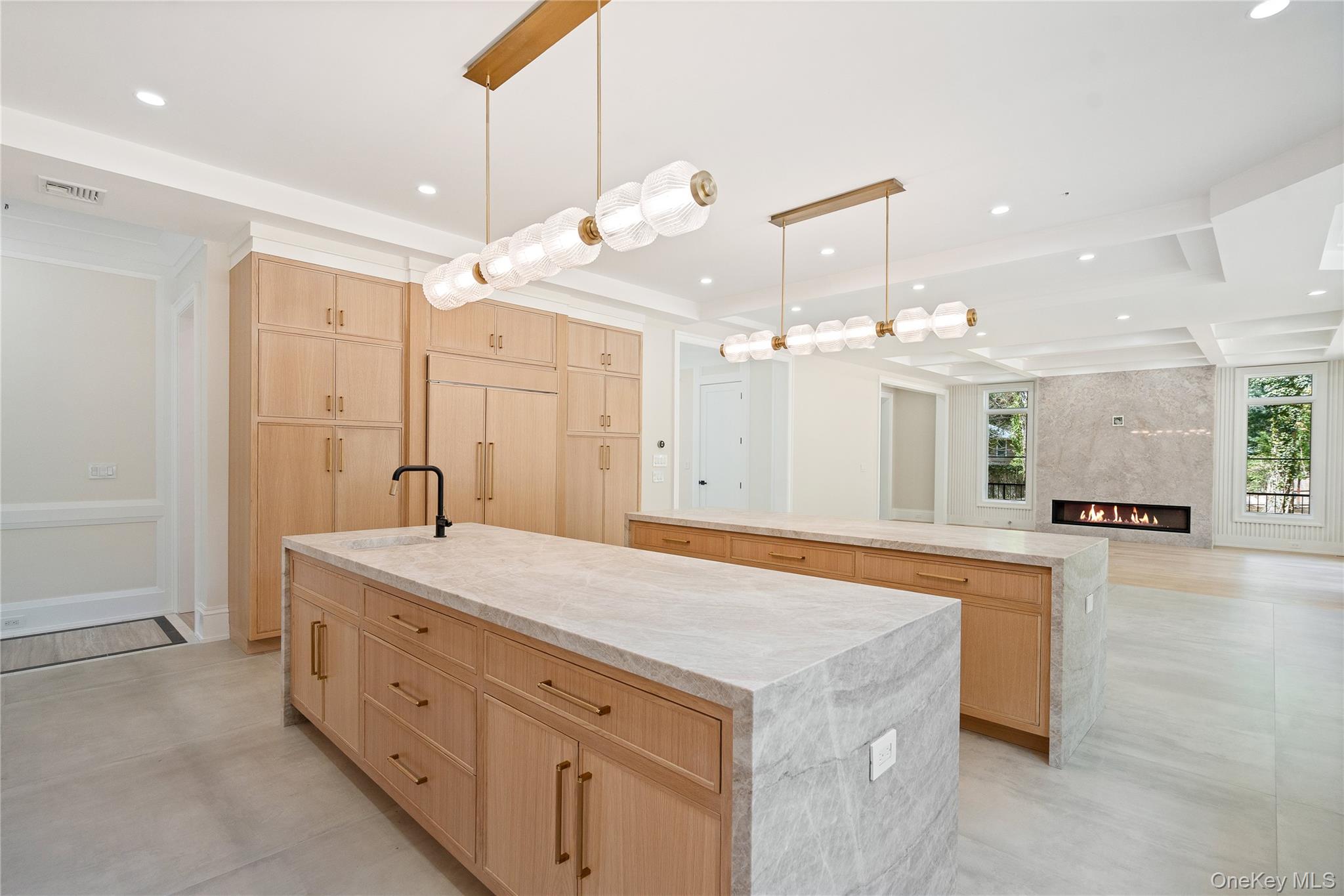 12 Quaker Ridge Drive, Brookville, NY 11545