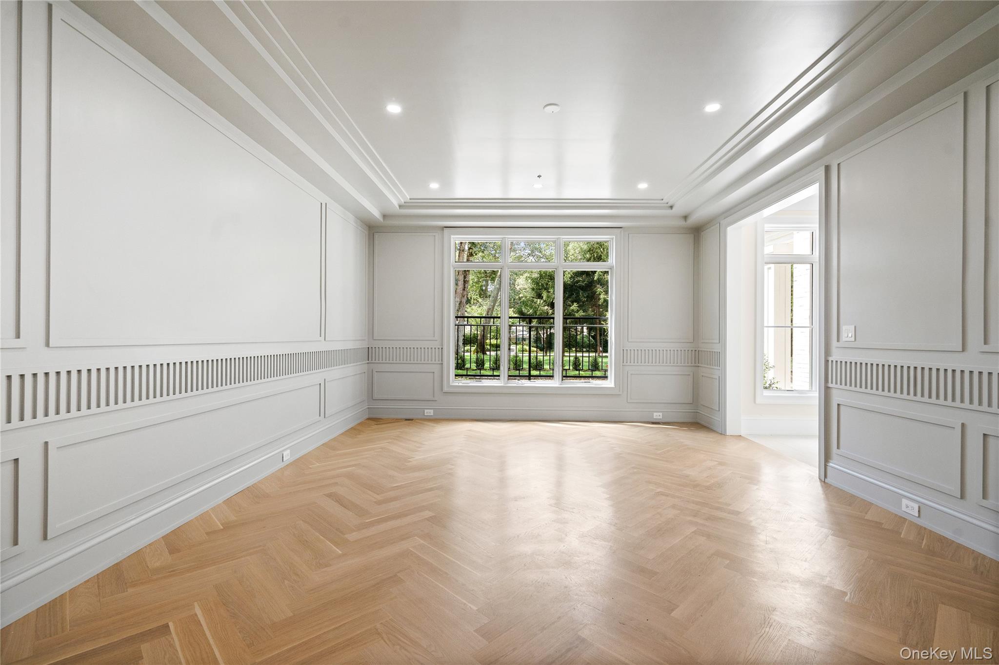 12 Quaker Ridge Drive, Brookville, NY 11545