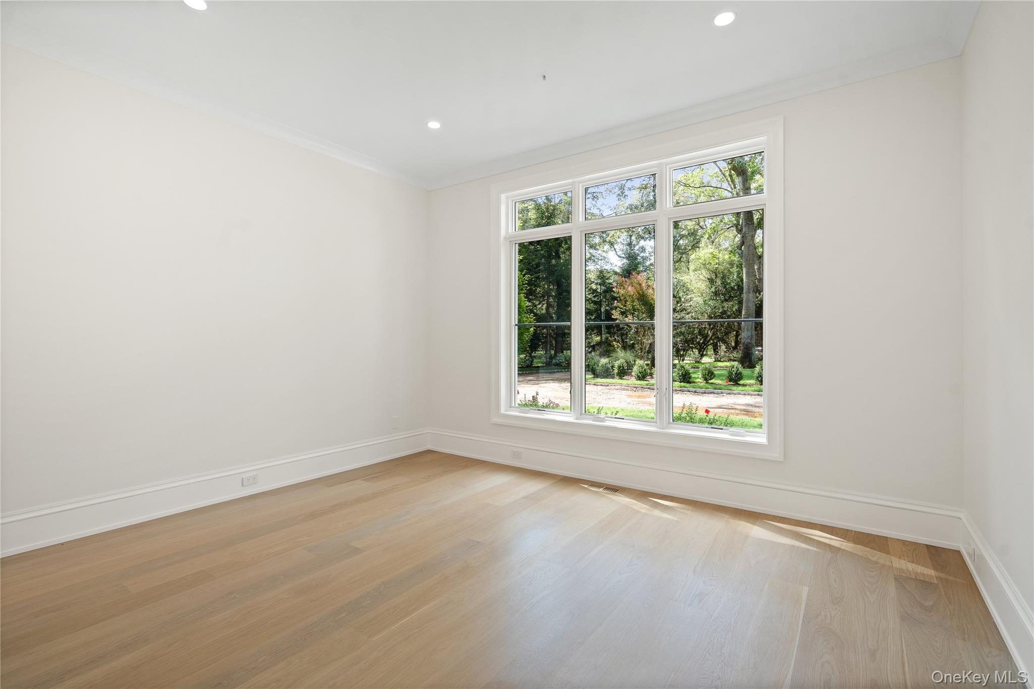 12 Quaker Ridge Drive, Brookville, NY 11545