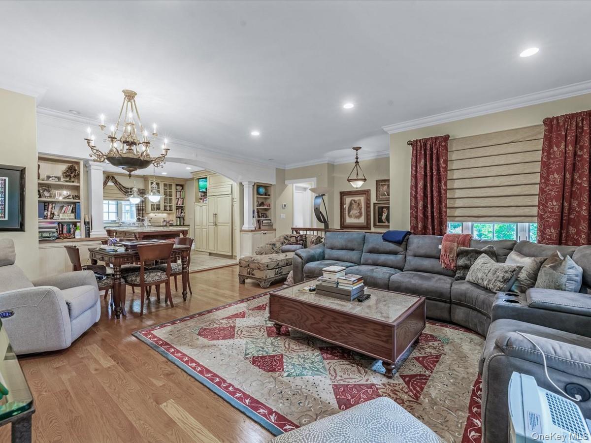 14 Magnolia Drive, Great Neck, NY 11021