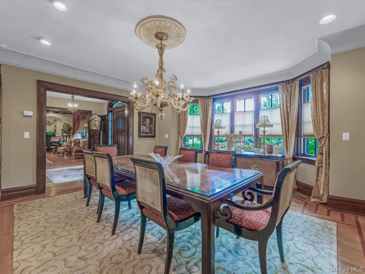 14 Magnolia Drive, Great Neck, NY 11021