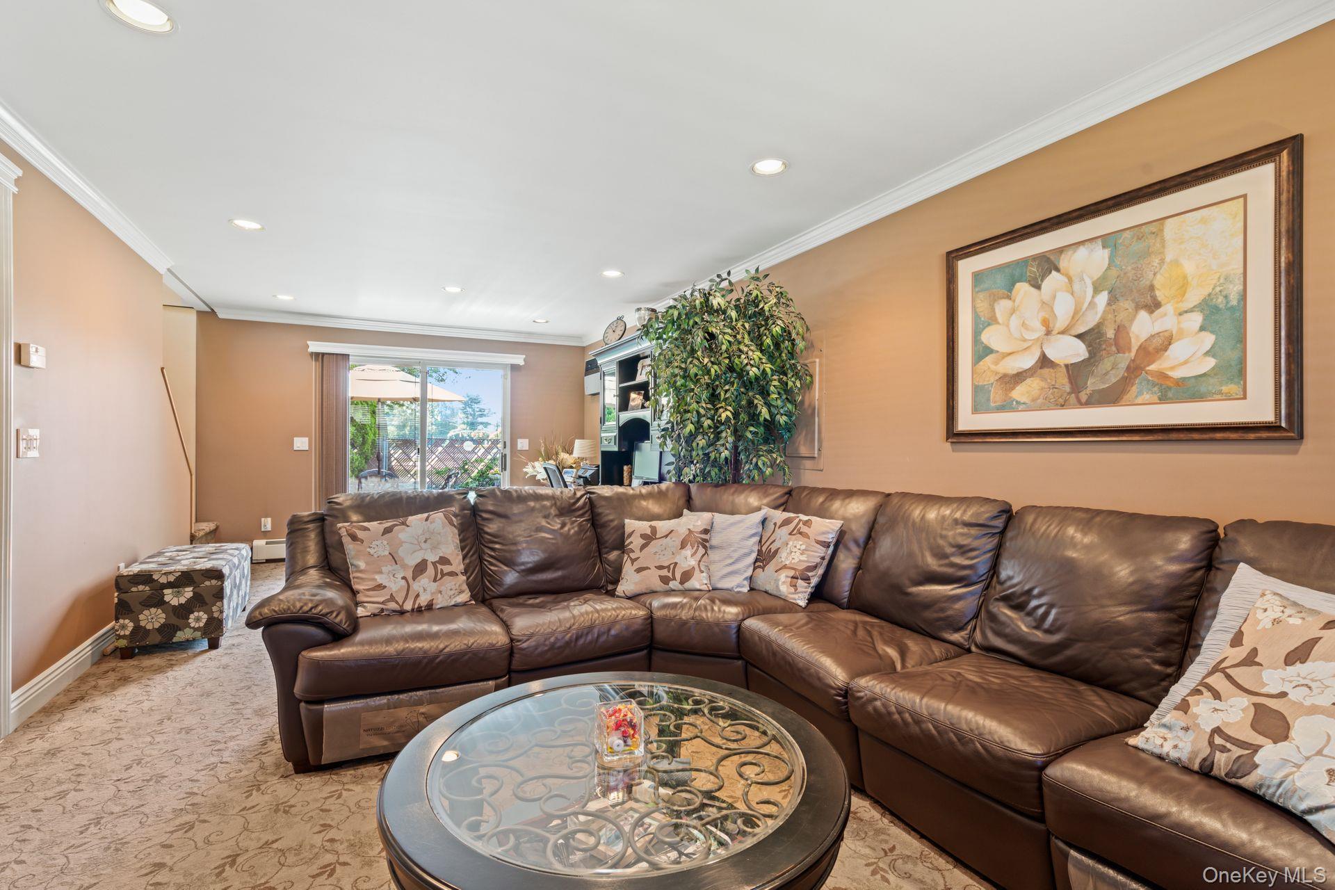 12 Coachman Lane, Levittown, NY 11756