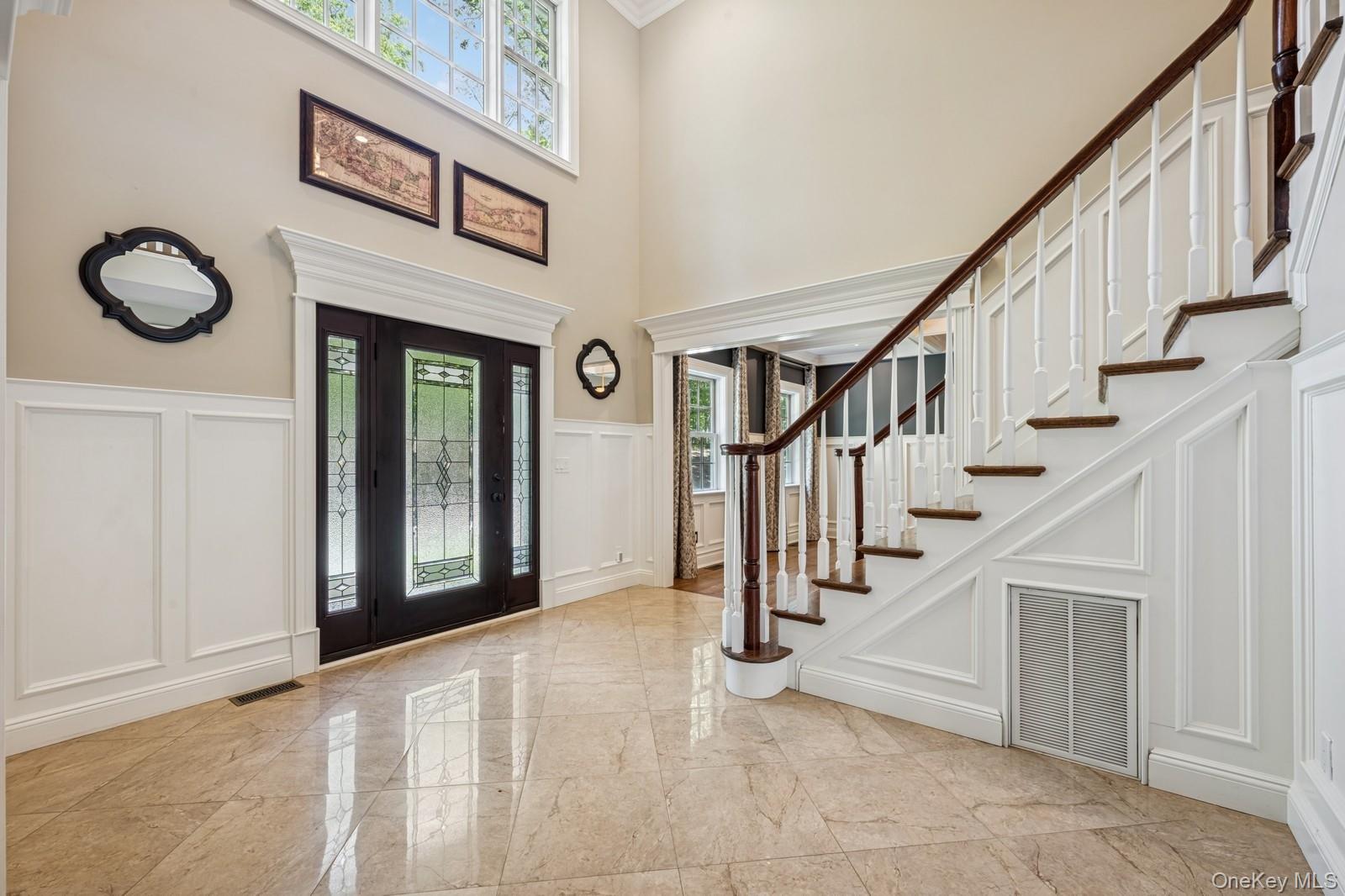 33 Bacon Road, Head Of The Harbor, NY 11780