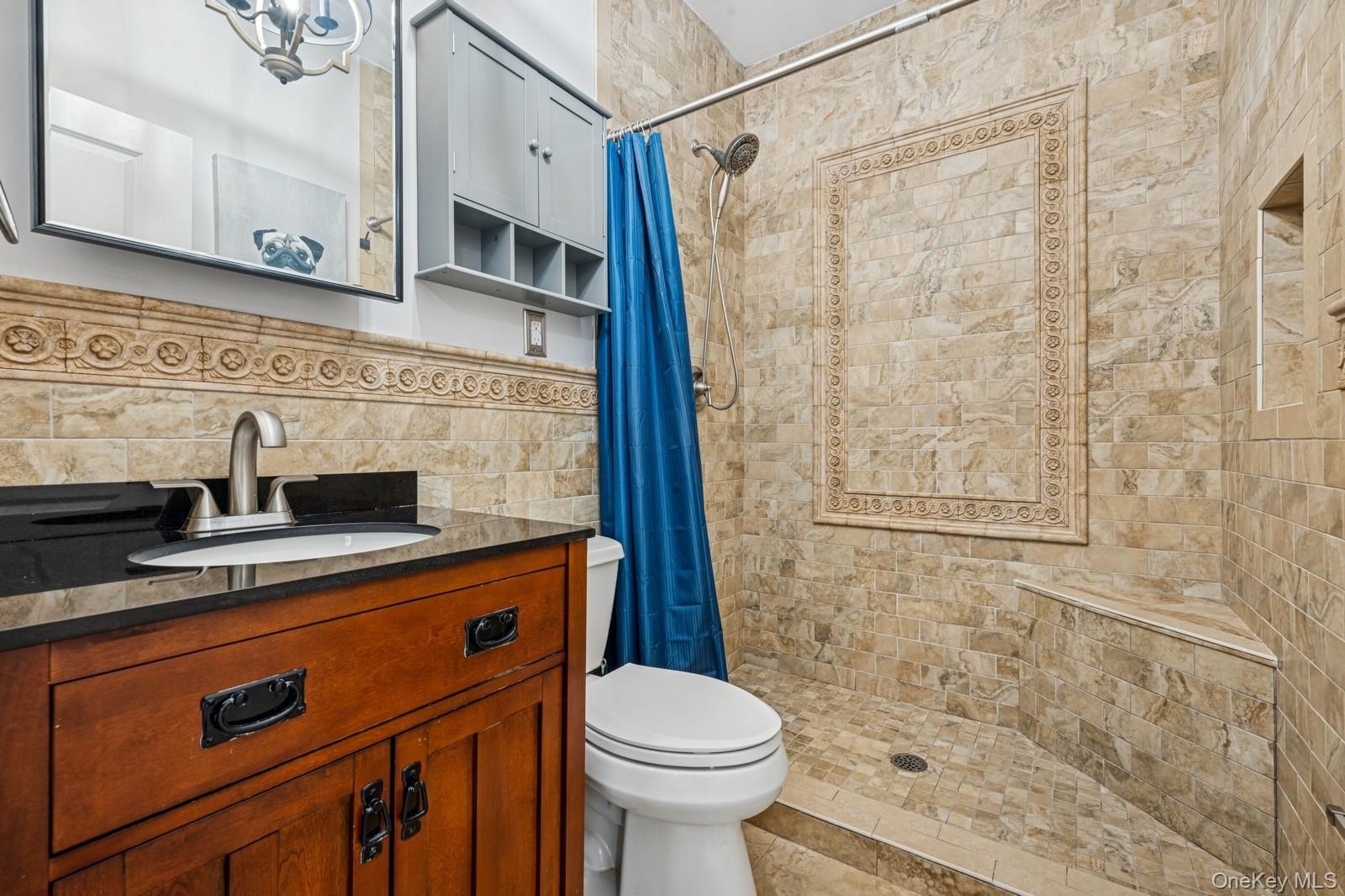 33 Bacon Road, Head Of The Harbor, NY 11780