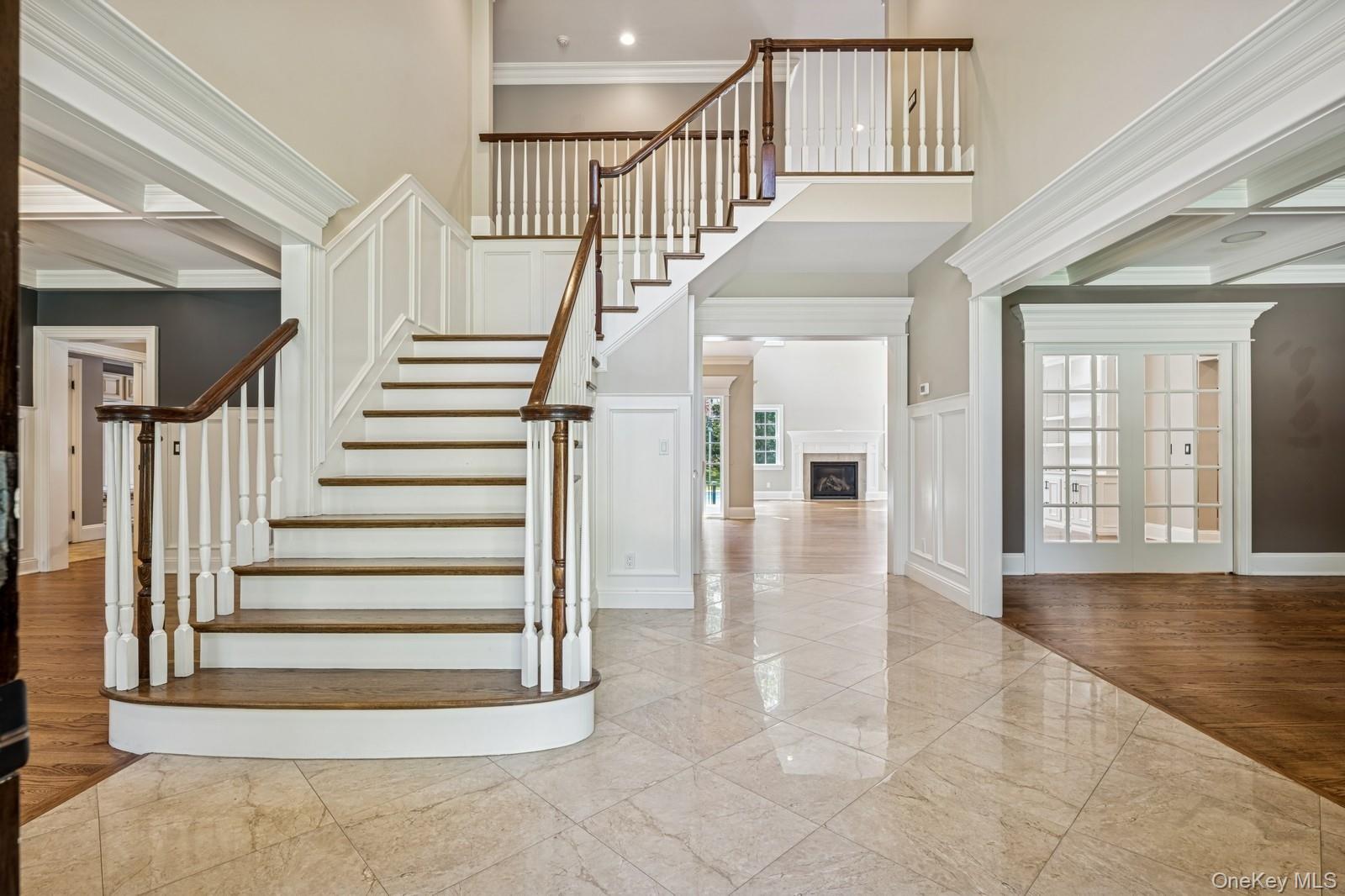 33 Bacon Road, Head Of The Harbor, NY 11780