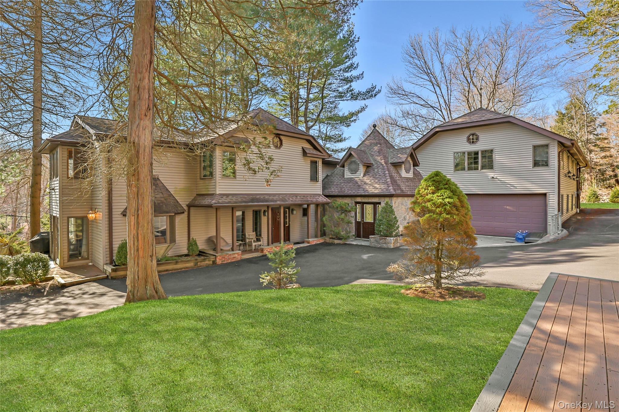 16 Faraway Road # A, Armonk, NY 10504