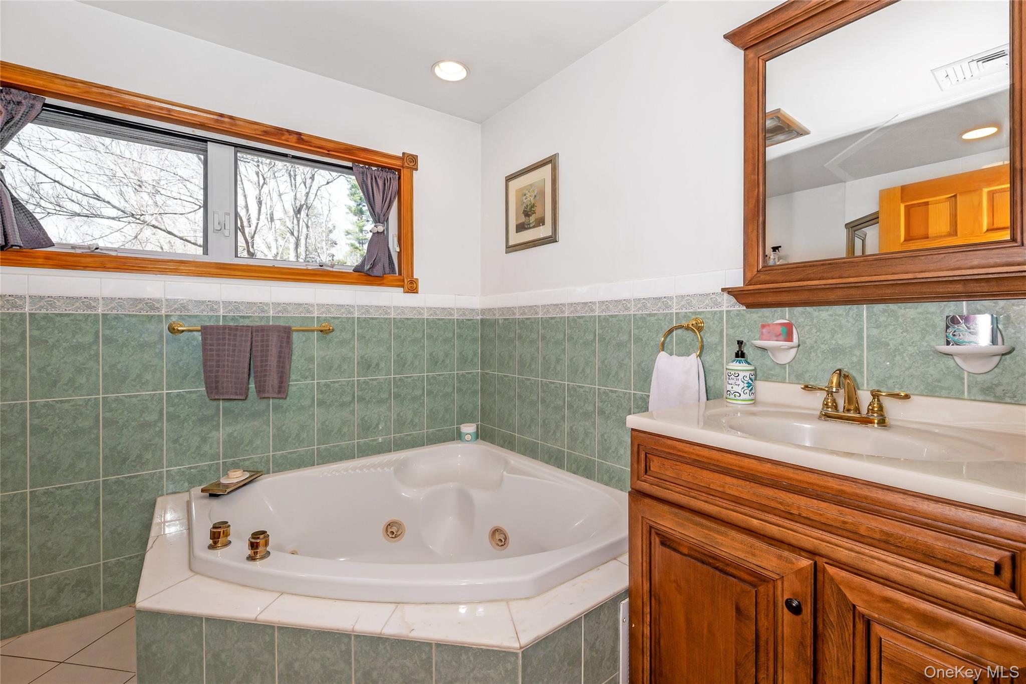 16 Faraway Road, Armonk, NY 10504