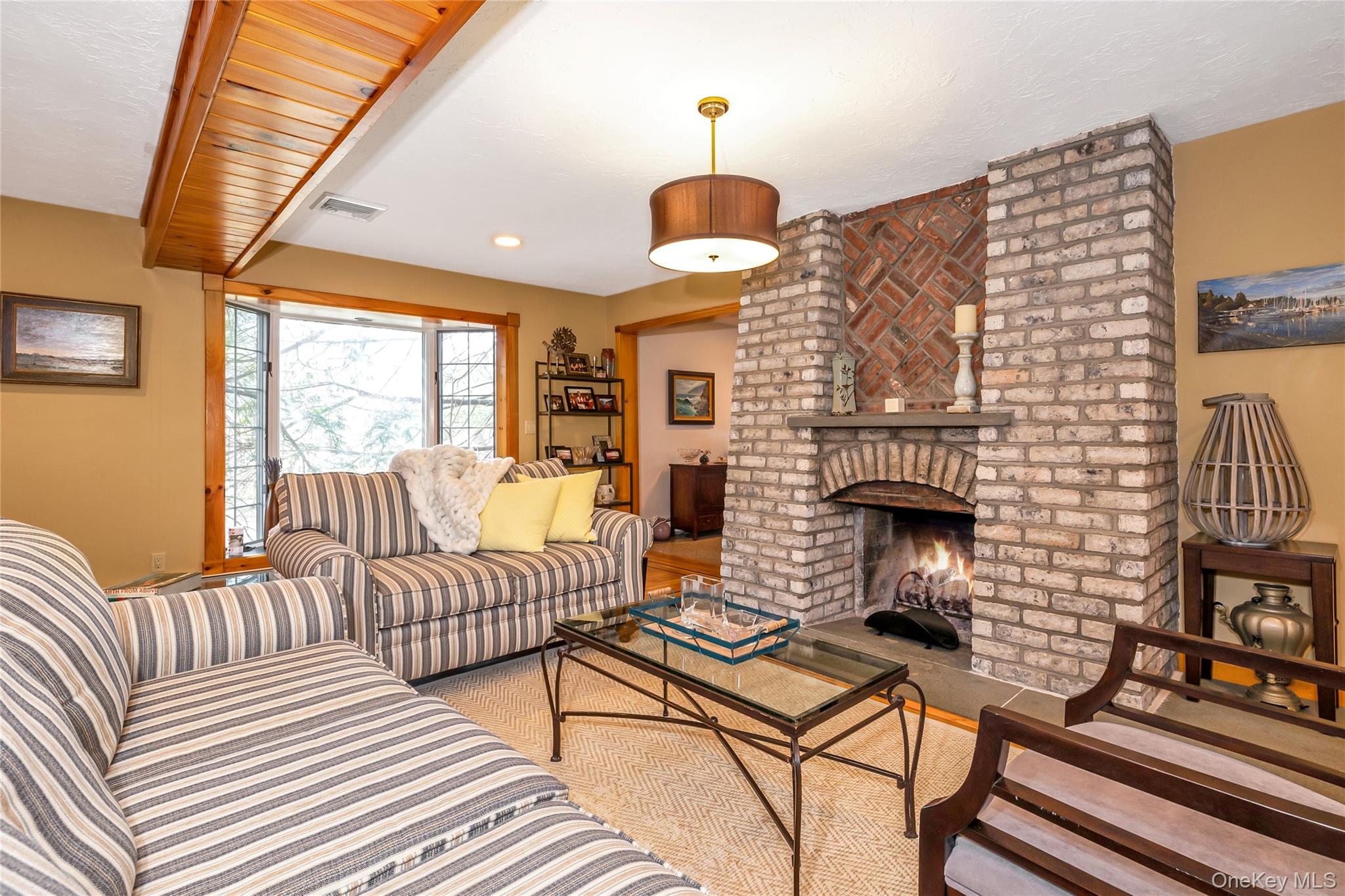 16 Faraway Road, Armonk, NY 10504