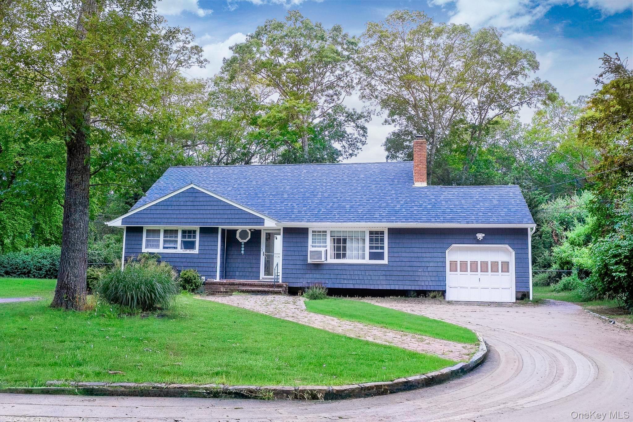 234 Pine Road, Coram, NY 11727