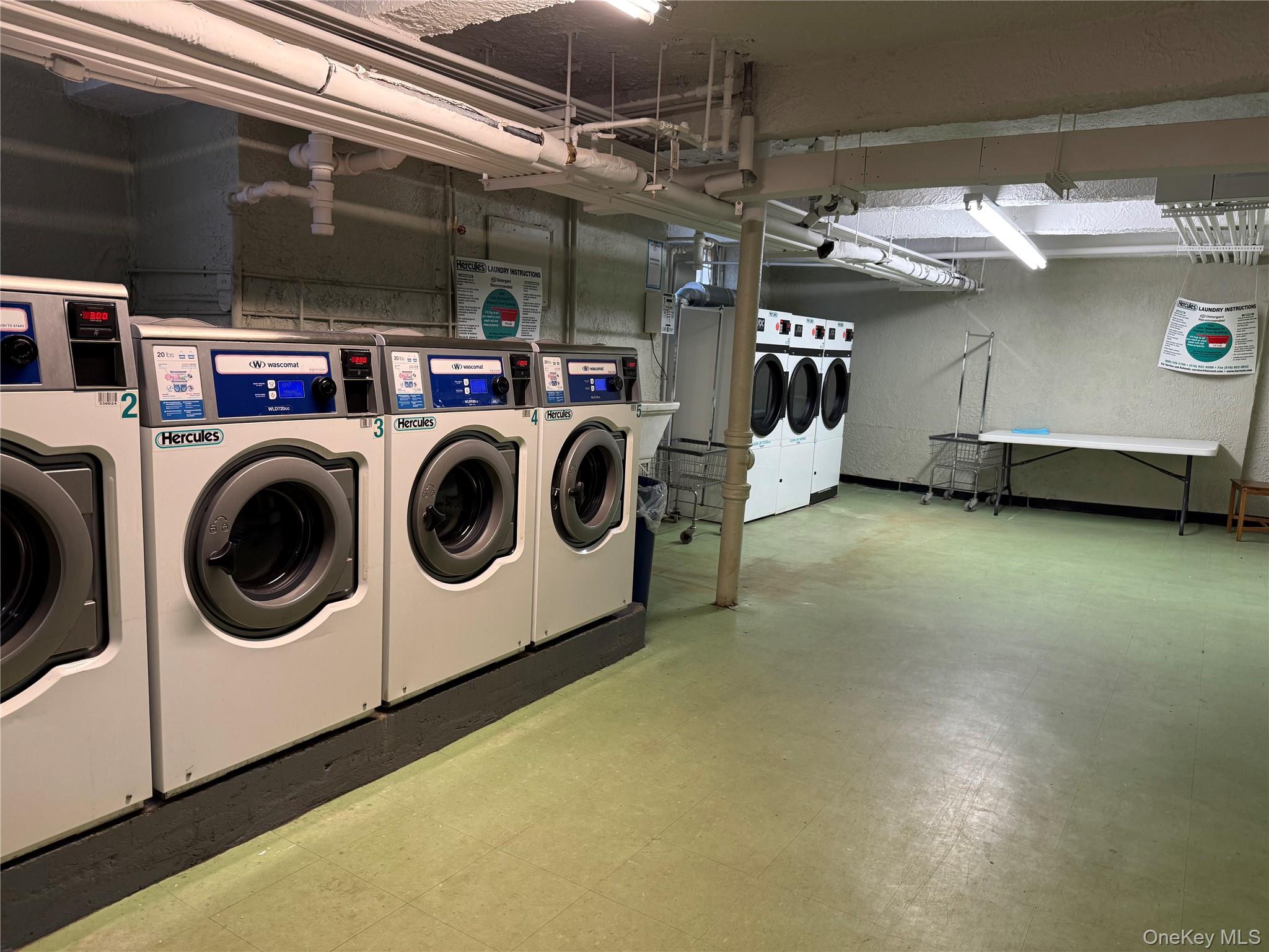 165-20 Highland Avenue # 404, Jamaica Hills, NY 11432