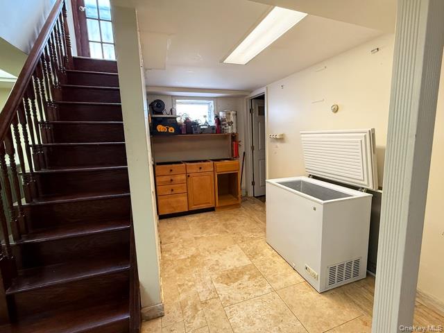 48-22 195th Street, Fresh Meadows, NY 11365