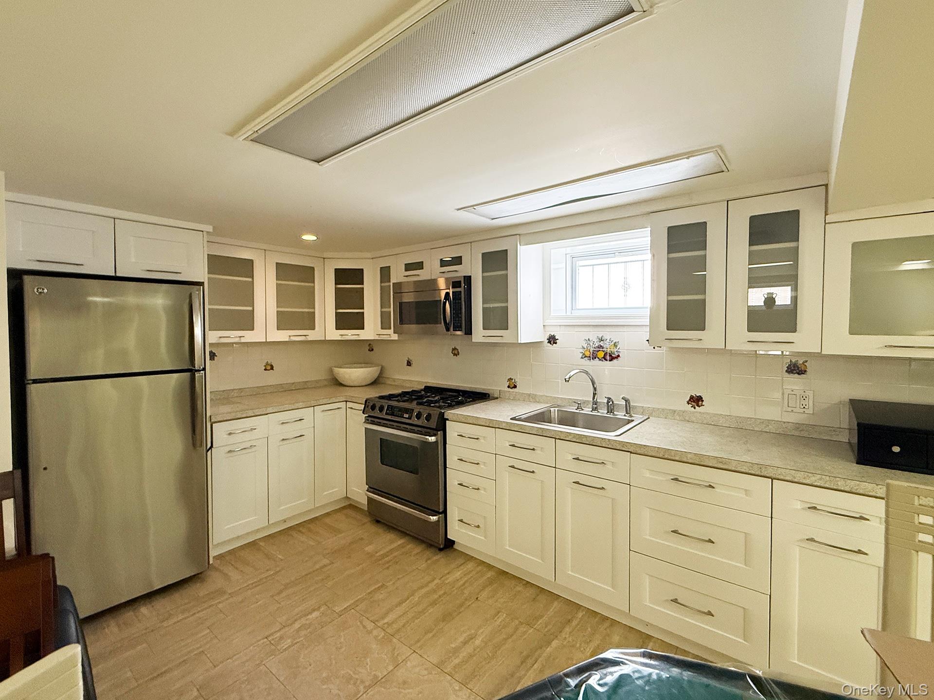 48-22 195th Street, Fresh Meadows, NY 11365