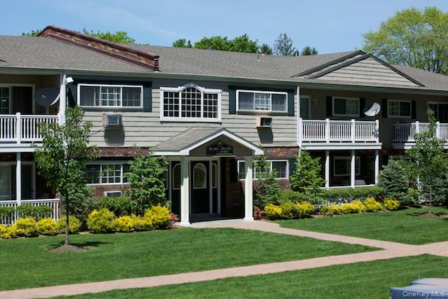 76 Mount Vernon Avenue # C12, Patchogue, NY 11772