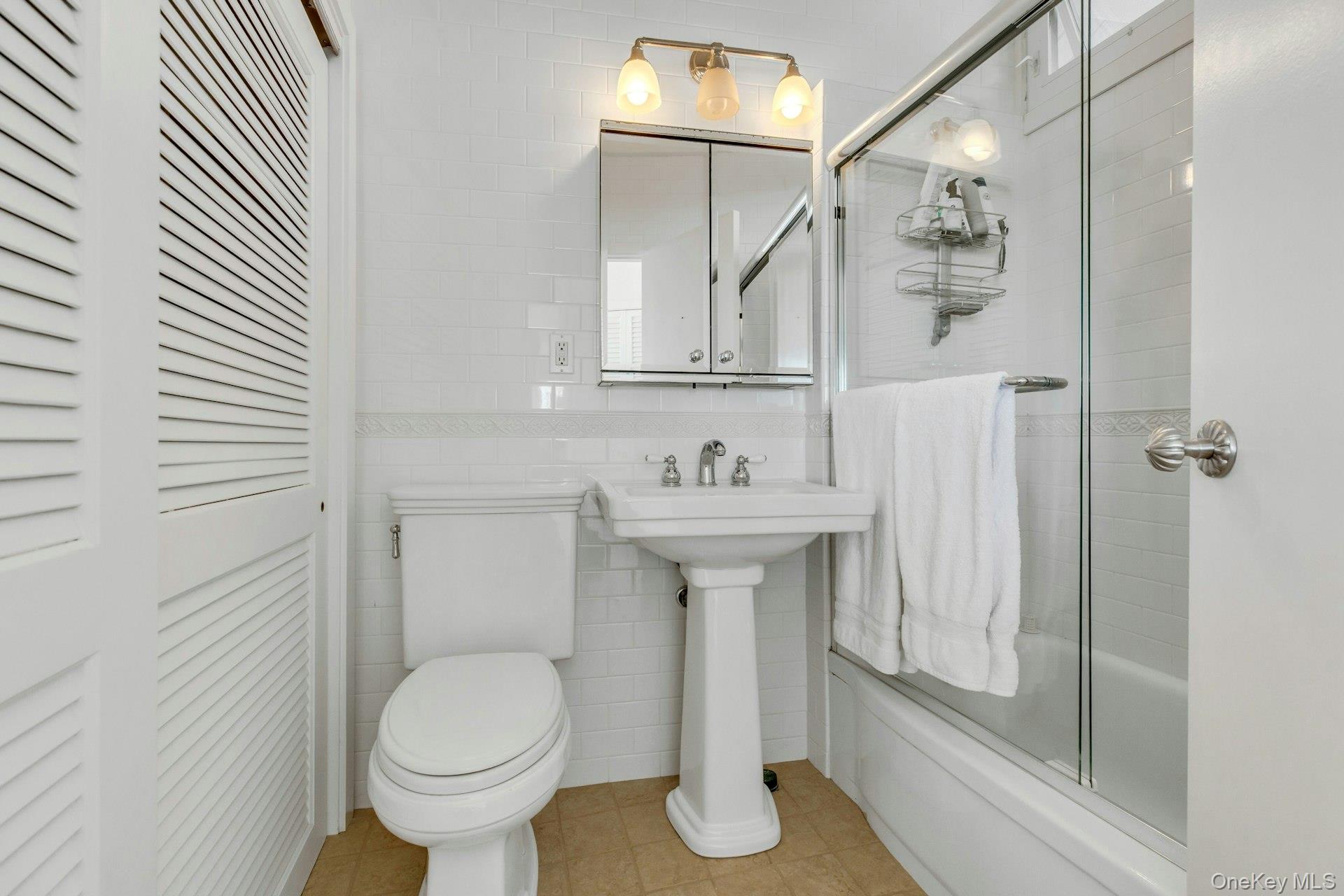 101 Dune Road # C-13, East Quogue, NY 11942