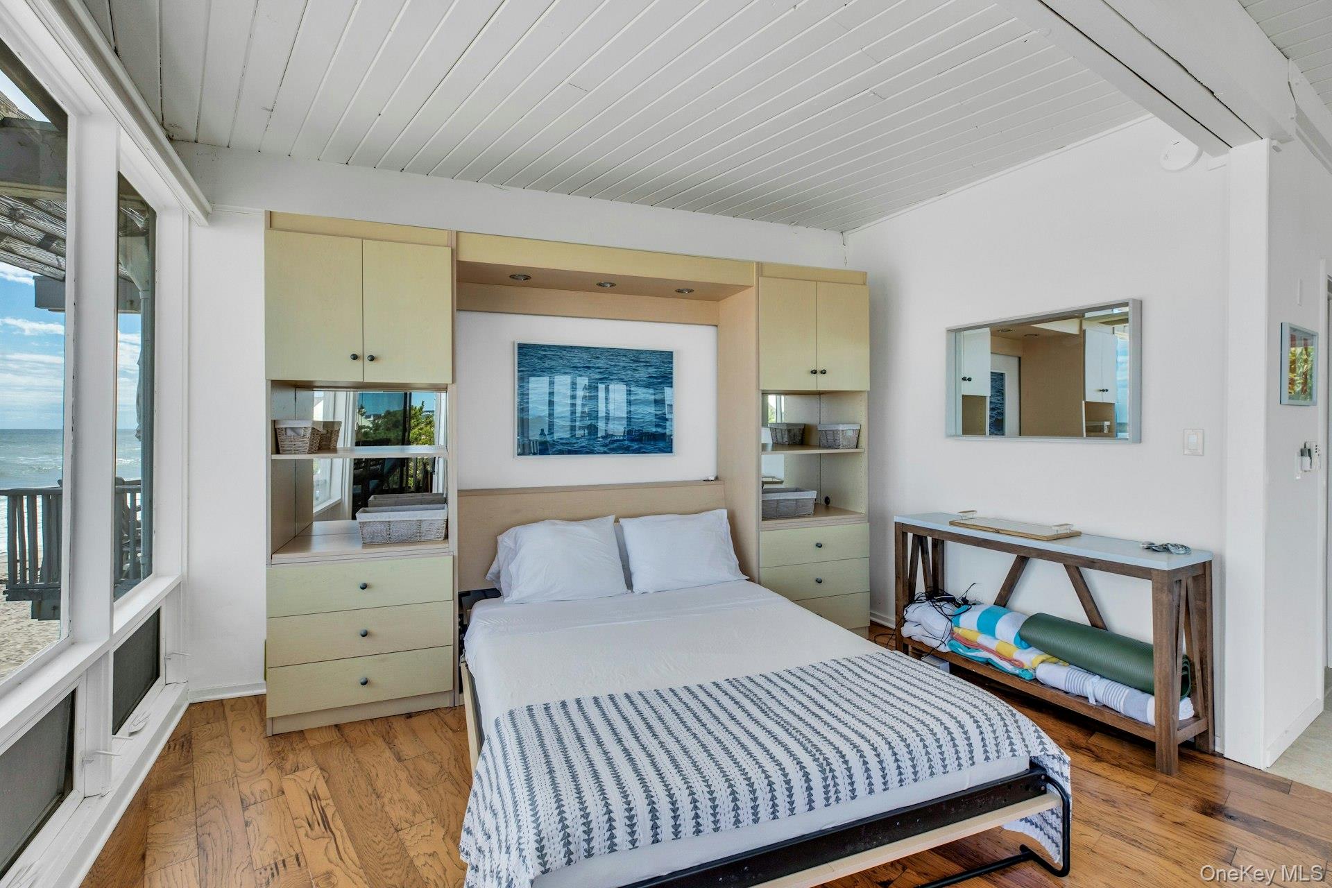 101 Dune Road # C-13, East Quogue, NY 11942