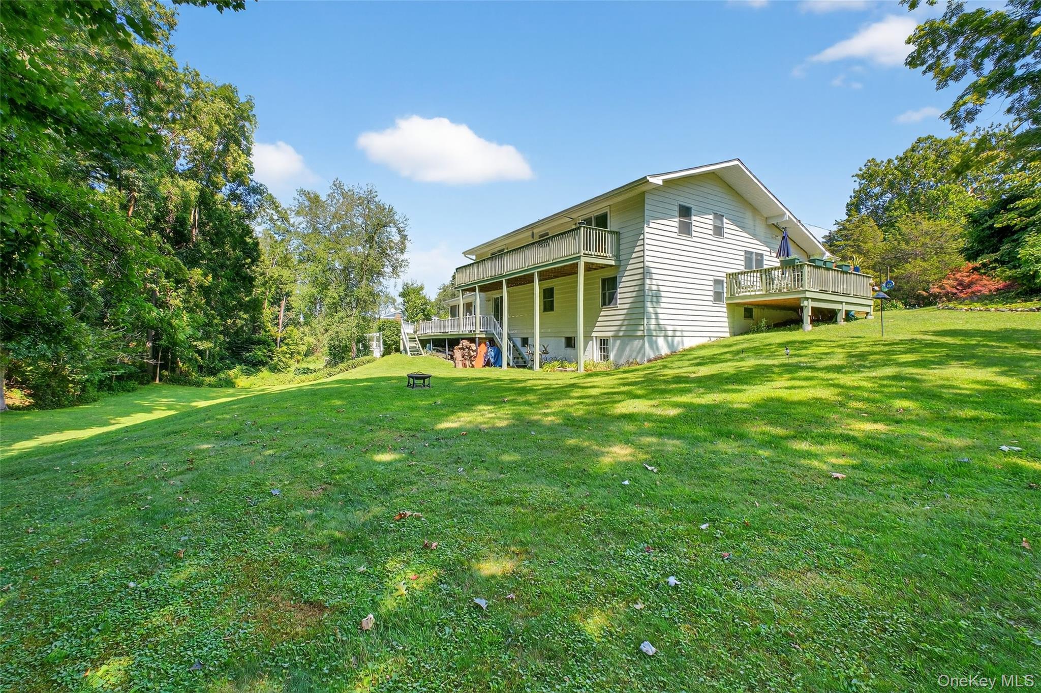 11 Taconic Drive, Hopewell Junction, NY 12533