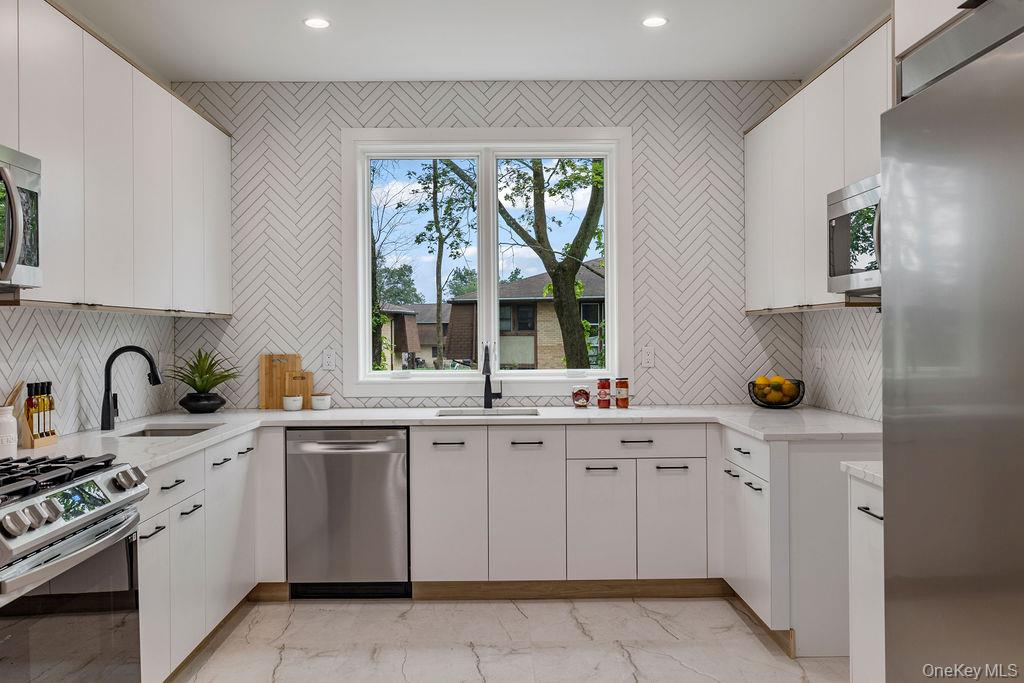 17 Union Road # 203, Spring Valley, NY 10977