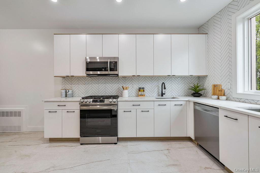 17 Union Road # 203, Spring Valley, NY 10977