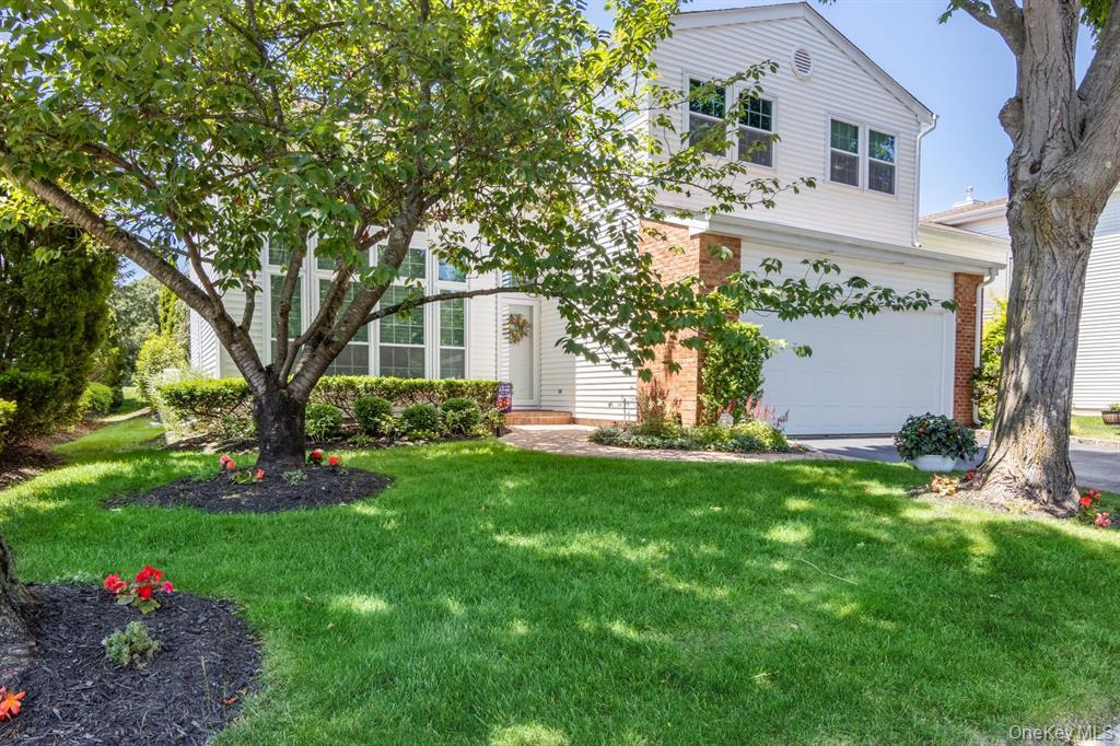 89 Hamlet Drive, Commack, NY 11725