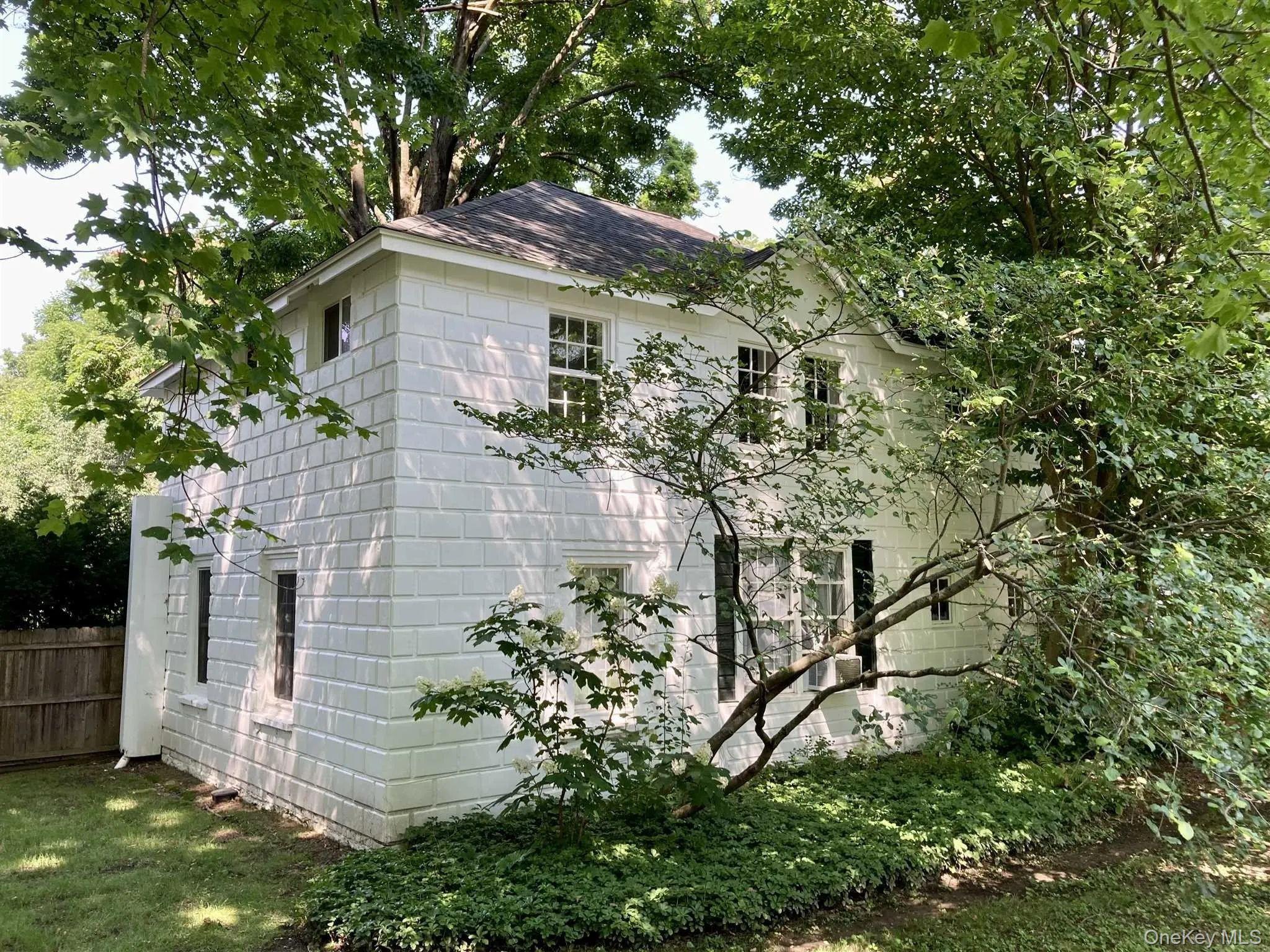 33 Mill Street # 1, Rhinebeck, NY 12572