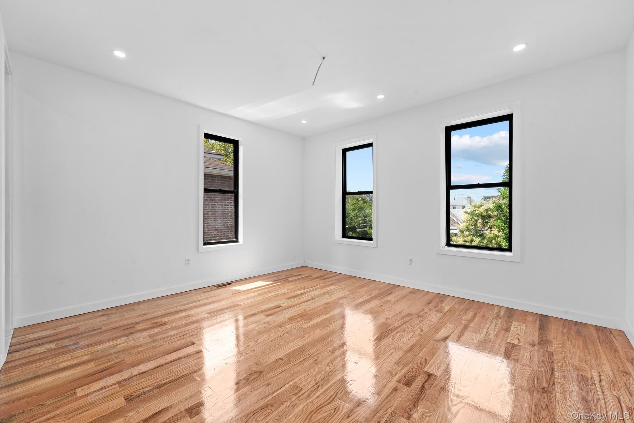 529 E 54th Street, Brooklyn, NY 11203