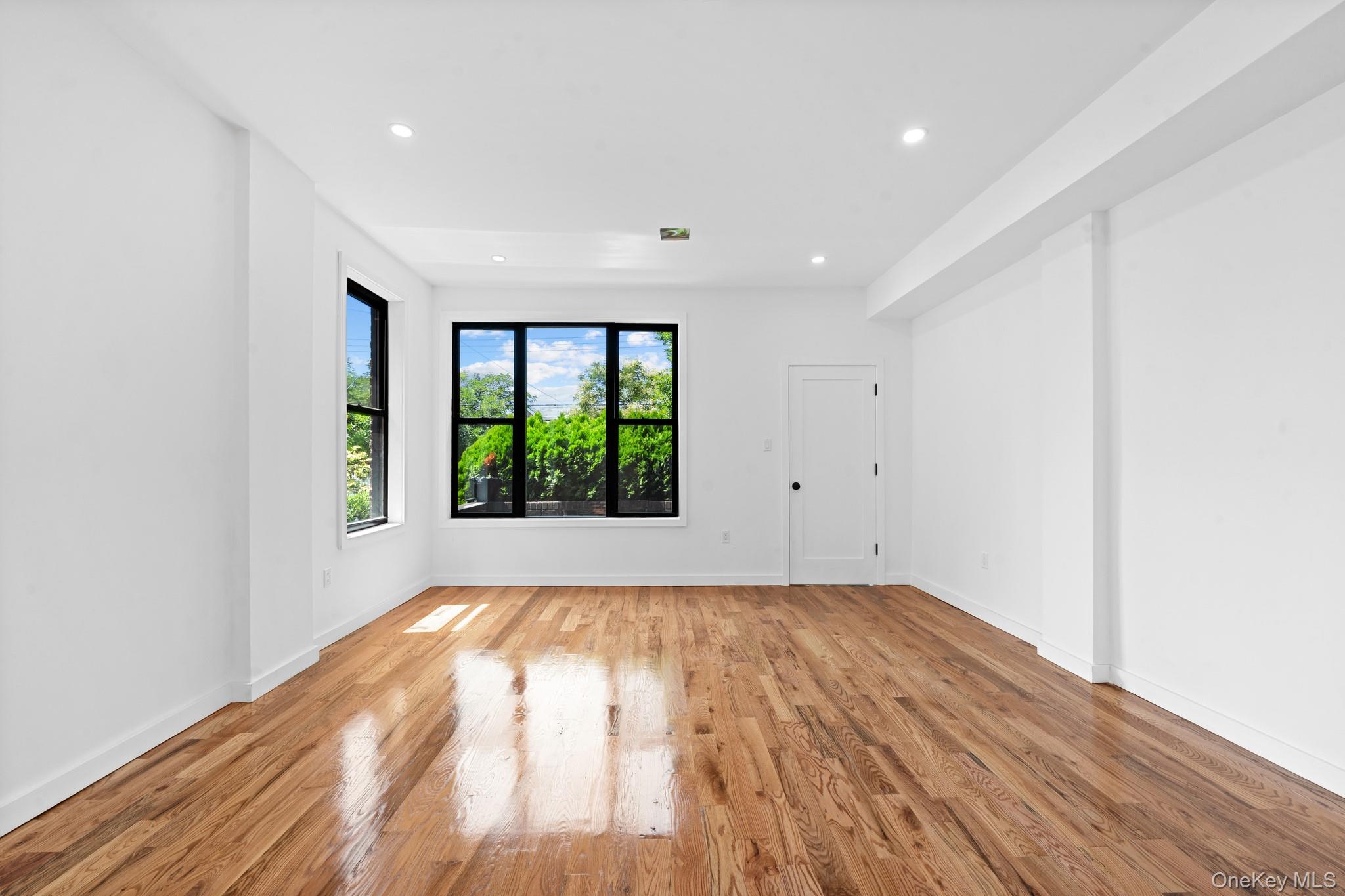 529 E 54th Street, Brooklyn, NY 11203