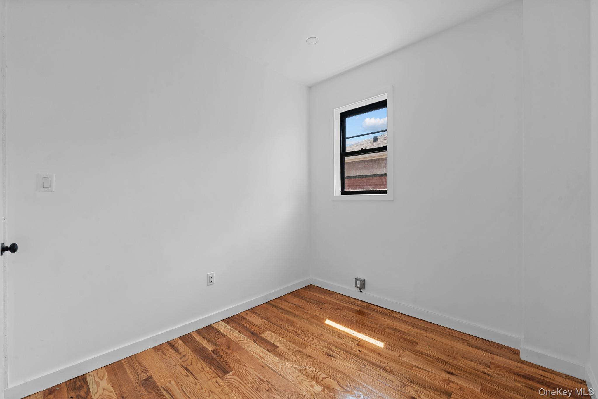 529 E 54th Street, Brooklyn, NY 11203