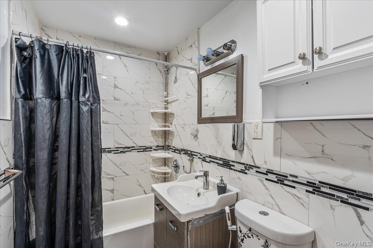 159 Spring Lane, Levittown, NY 11756