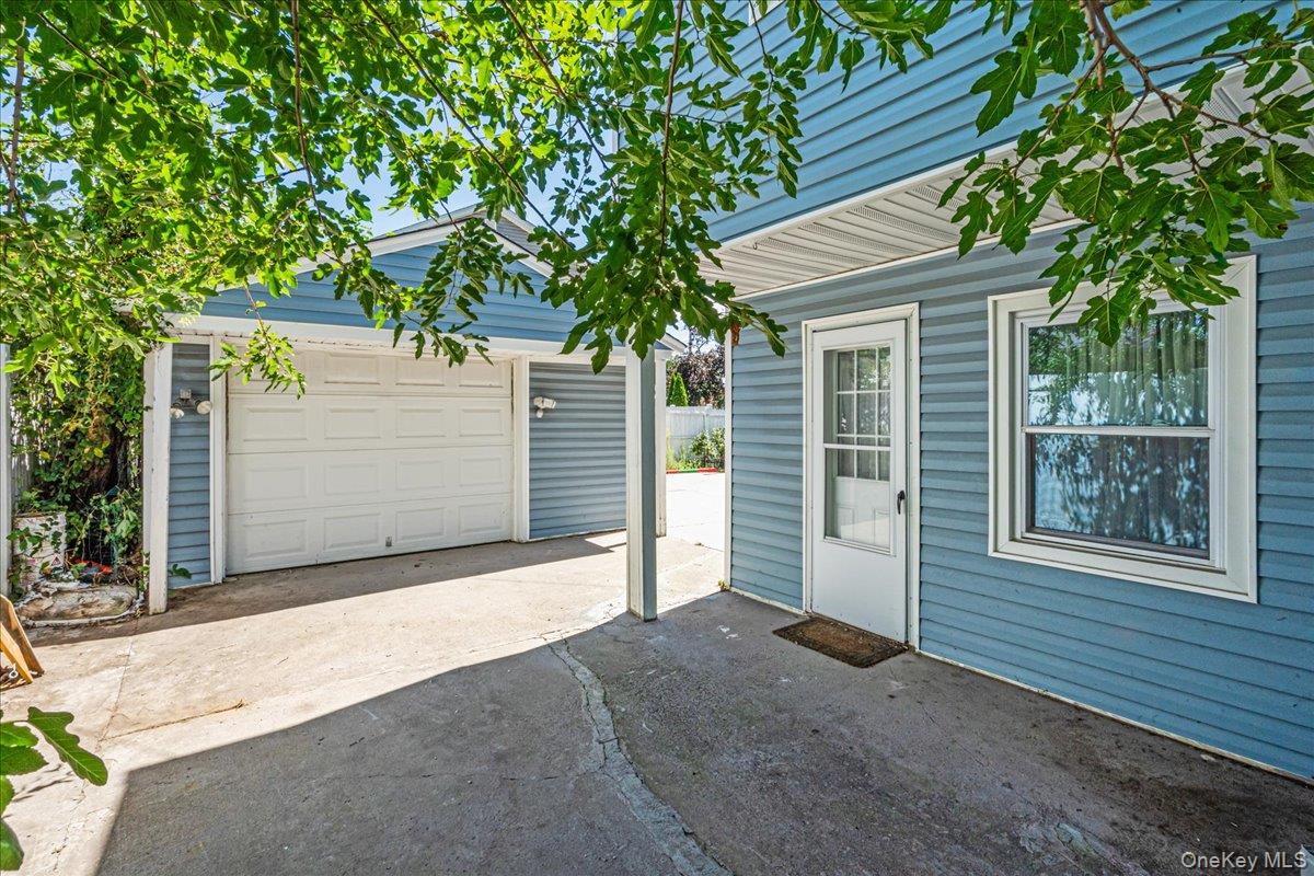 159 Spring Lane, Levittown, NY 11756