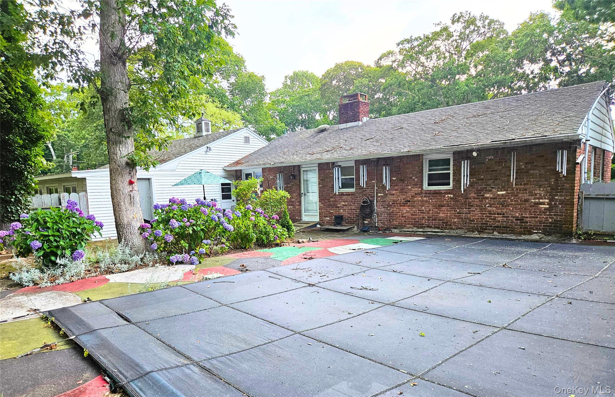 5 Leland Drive, Westhampton, NY 11977