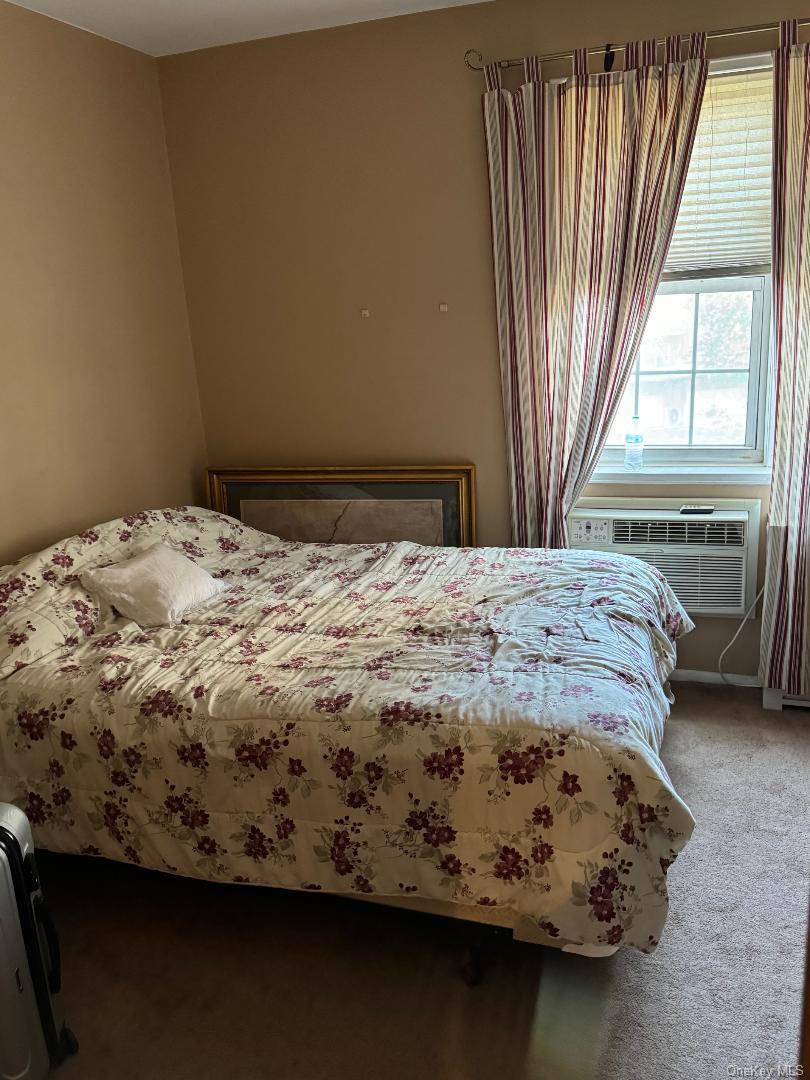 151-15 84th Street # 3E, Howard Beach, NY 11414