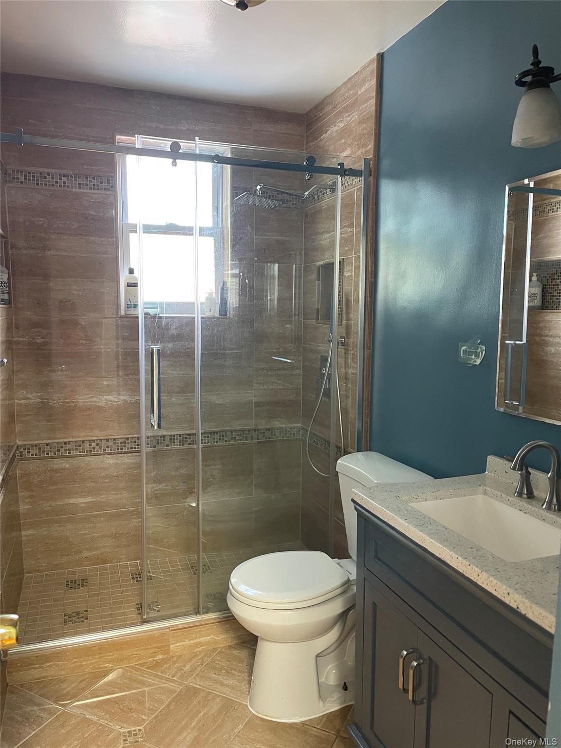 2524 Radcliff Avenue, Bronx, NY 10469