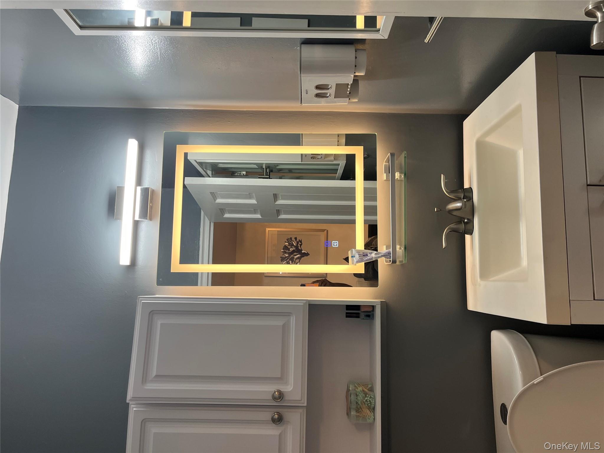 2524 Radcliff Avenue, Bronx, NY 10469