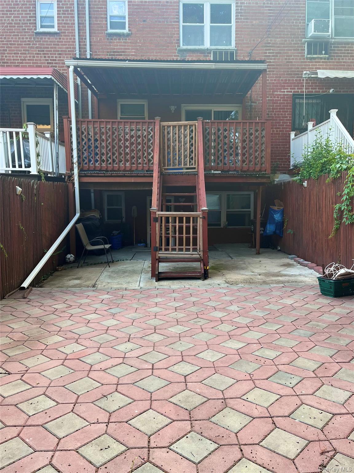 2524 Radcliff Avenue, Bronx, NY 10469